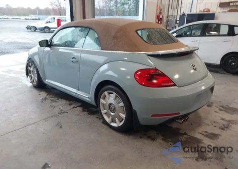 2013 Volkswagen Beetle 2.5L z USA, uszkodzony, nr VIN 3VW5P7ATXDM825773